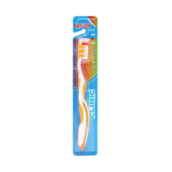 Cepillo Dental Clinic Fusion Plus Mediano